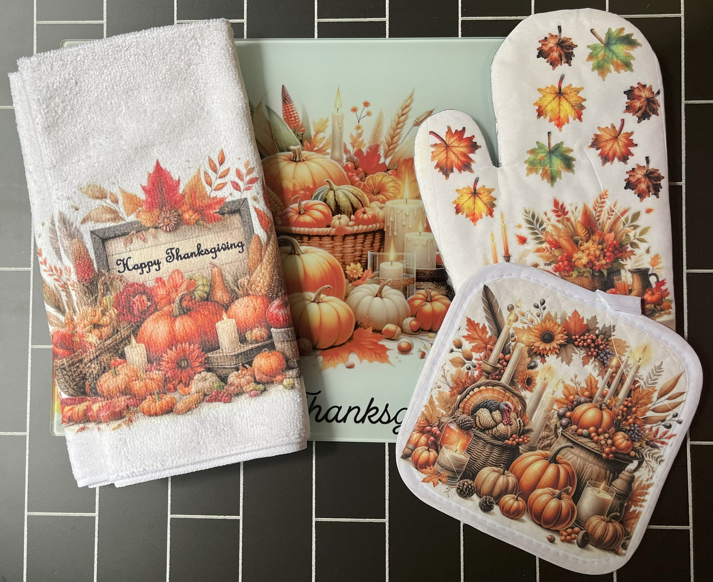 Country Thanksgiving Kitchen Trio – Towels, Oven Set & Large Cutting Board